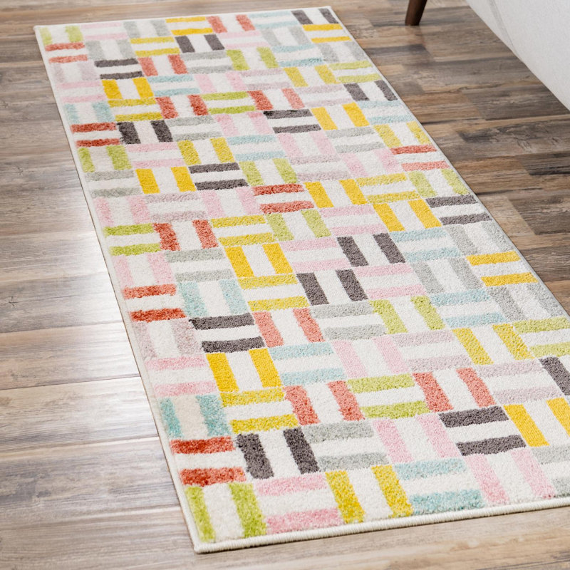 Geometric Power Loom Polypropylene Plastic Rug, Runner 2'2" x 6'