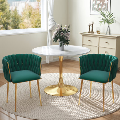 Ensemble de salle à manger à piédestal rond avec chaise tissée