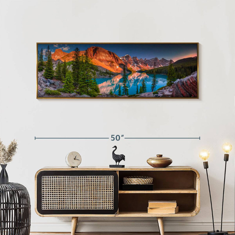 Crépuscule au lac Moraine, Floating Frame Gold, 49" X 17"