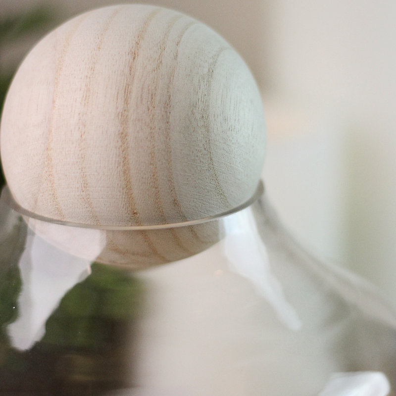 Ouragan en verre transparent 7,25 po avec couvercle décoratif en bois