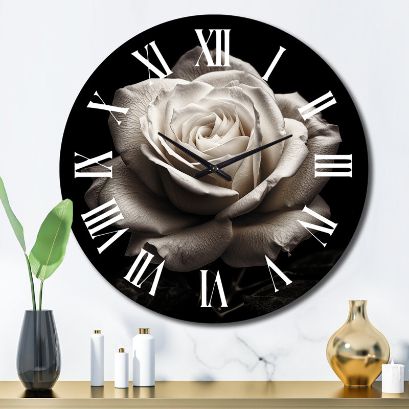 Horloge murale rose, horloge décorative fleur blanche - gouttelettes de rosée du matin I, Grand