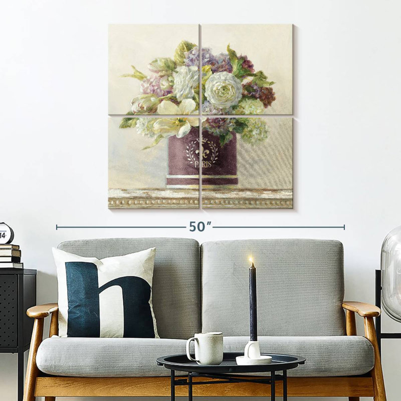 Harnek tulipes dans une boîte à chapeaux aubergine, H 32 po x l 32 po