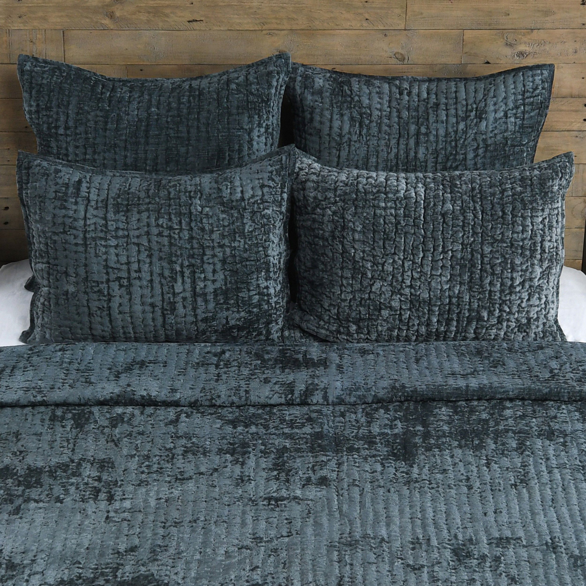 Tasmin Velvet Quilt, Queen Quilt, Bay Green