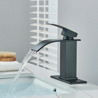Robinet de lavabo de salle de bain noir mat, robinet de meuble-lavabo à poignée simple avec plaque de pont de 6 pouces, tuyaux d'alimentation et bouchon de vidange escamotable, pour salle de bain de campagne ou de ferme à 1 ou 3 trous