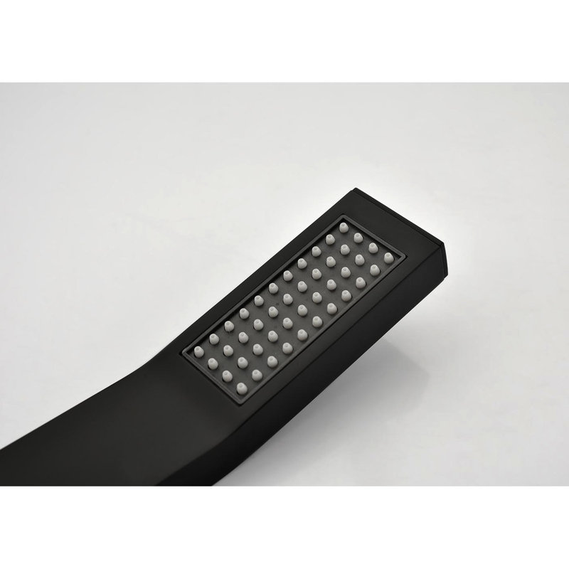Système de douche noir mat avec tête et tête de pluie innovantes