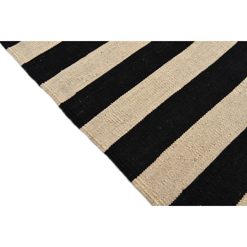 Tapis noir et blanc Noor