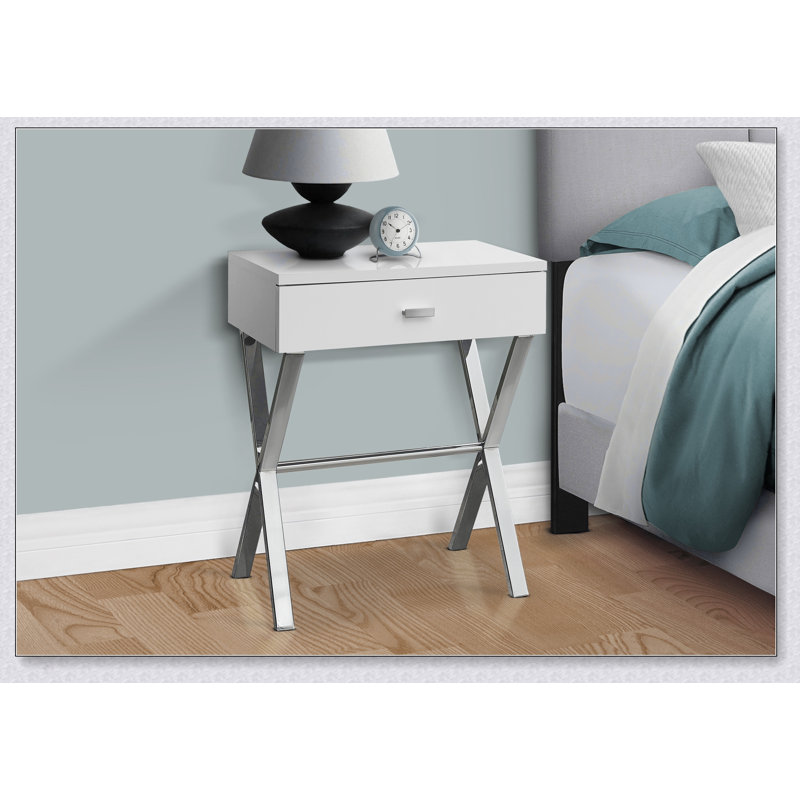 Élégante table d'appoint en métal chromé blanc brillant avec rangement, pour les salons et les chambres modernes., Blanc