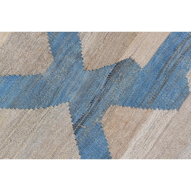 84732 Kilim