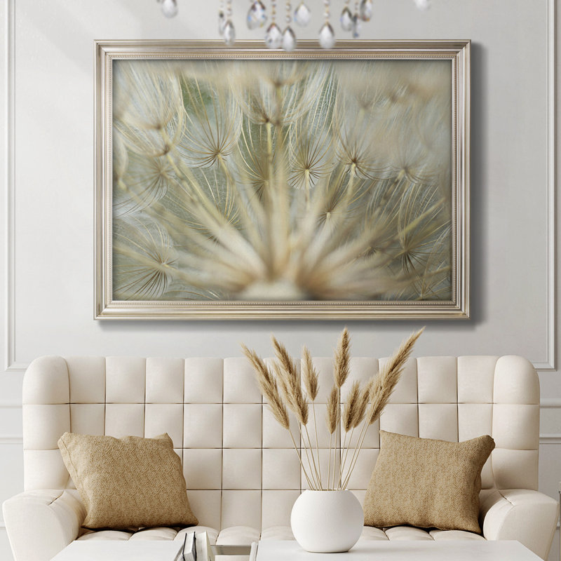 Macro Dandelion IV - reproduction d'art sur toile, H 21 po x l 25 po x P 2,5 po