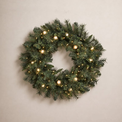 Pvc Greenery Pre-Lit Belgium Wreath