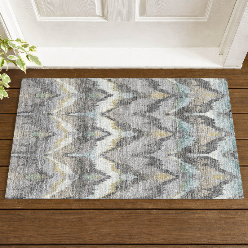 Machine Washable Indoor/Outdoor Chantille ACN2926 Lodge Rug, 1'8" x 2'6", Gray