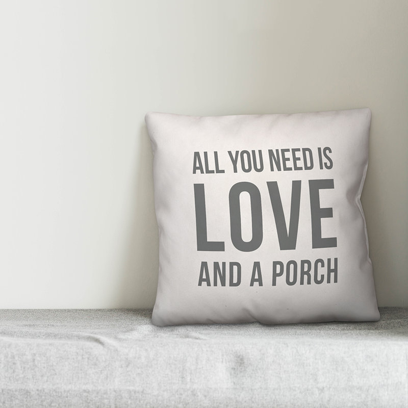  Coussin intérieur / extérieur All You Need is Love and a Porch, H 18 po x l 18 po, Blanc / Gris foncé