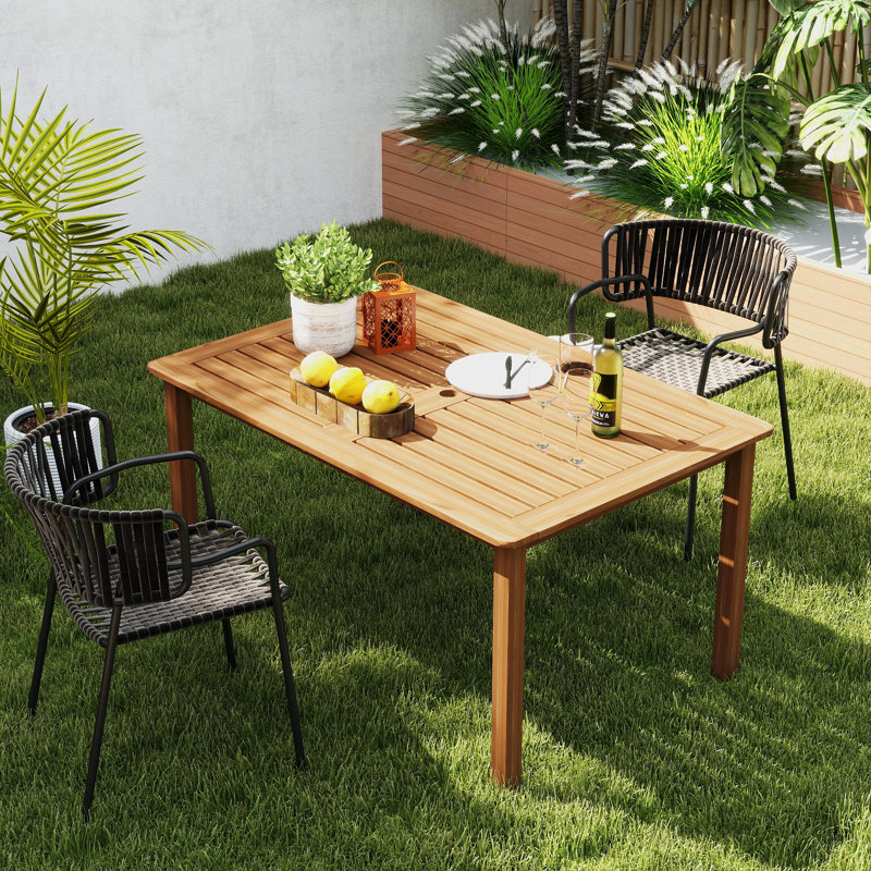 Table de salle à manger d'extérieur en bois avec trou pour parasol 59 po x 35,5 po Meranti