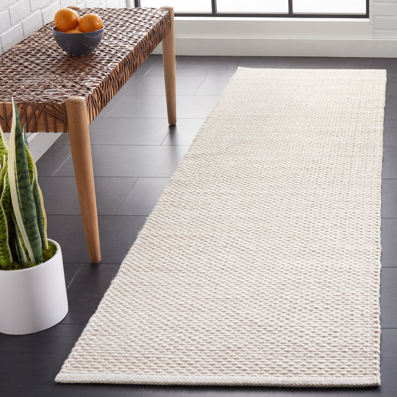 Razika Flat Weave Wool/Cotton Rug in Ivory, Runner 2'3" x 8'