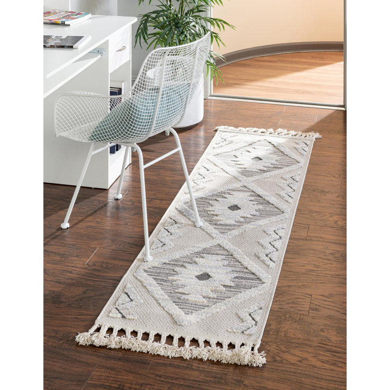 Groton Indoor Rug, Runner 2' x 6'