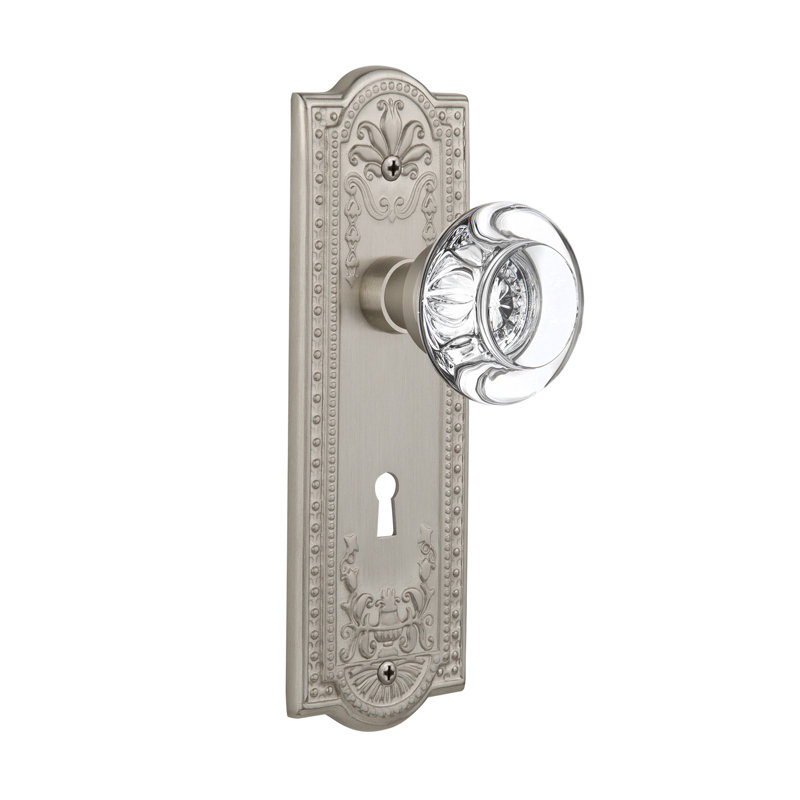 Meadows Plate with Decorative Keyhole and Round Clear Crystal Door Knob, Satin Nickel, 2-3/8"