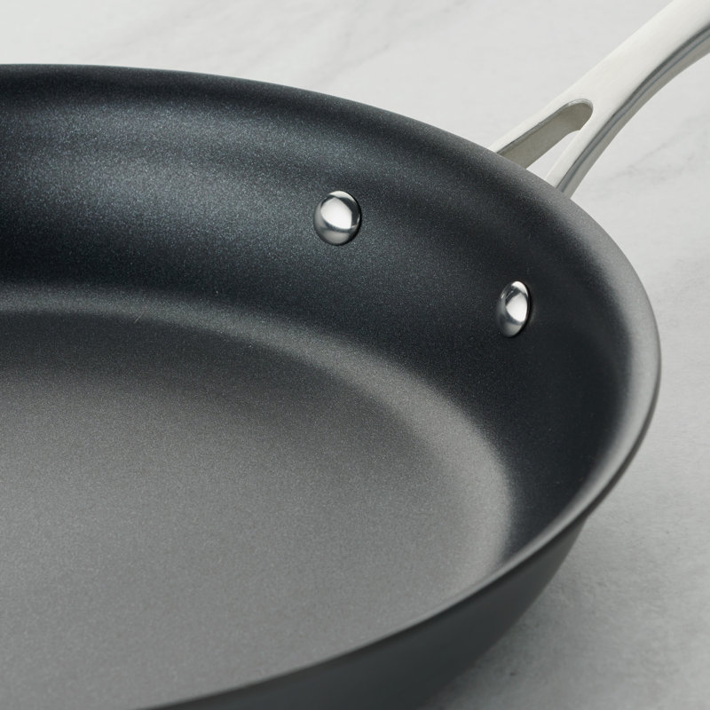Batterie de cuisine antiadhésive anodisée dure 8 pièces OnyxPro