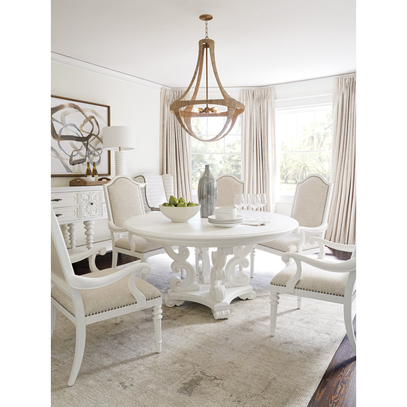 Villa Blanca Round Dining Table