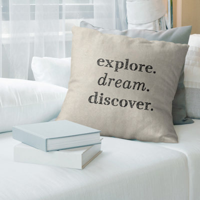 Coussin de recherche de rêve à l’exploration à la main