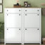 Armoire à chaussures blanche avec construction et rangement, plateau en grain de bois pratique