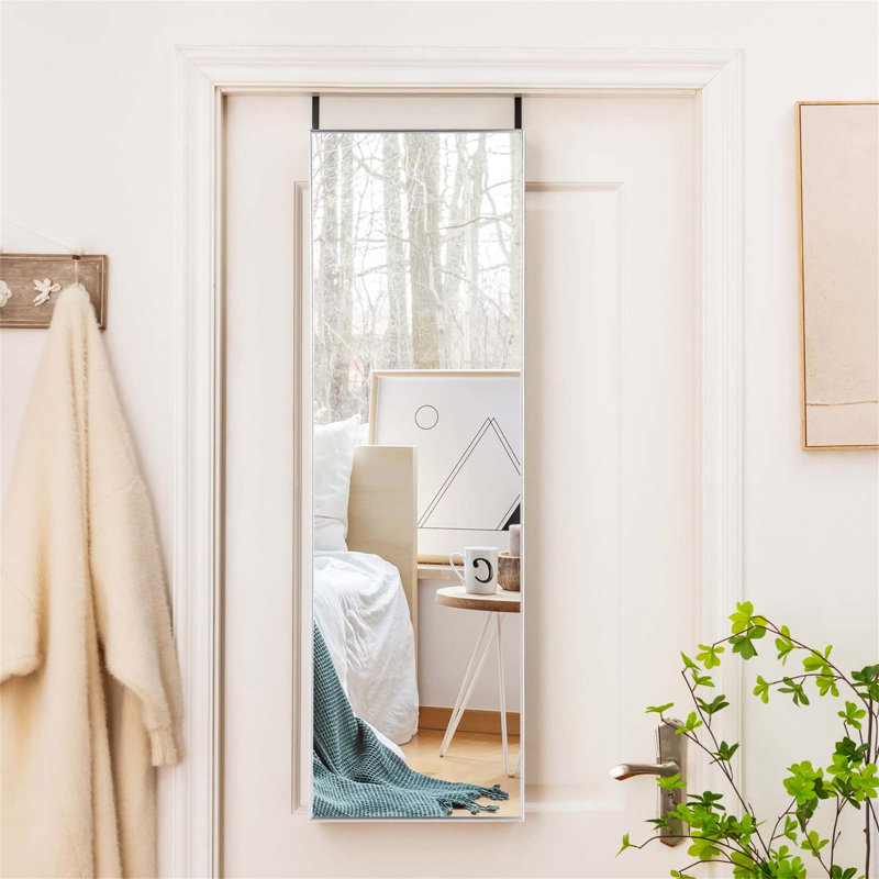 Demetrias Metal Rectangle Mirror, Silver