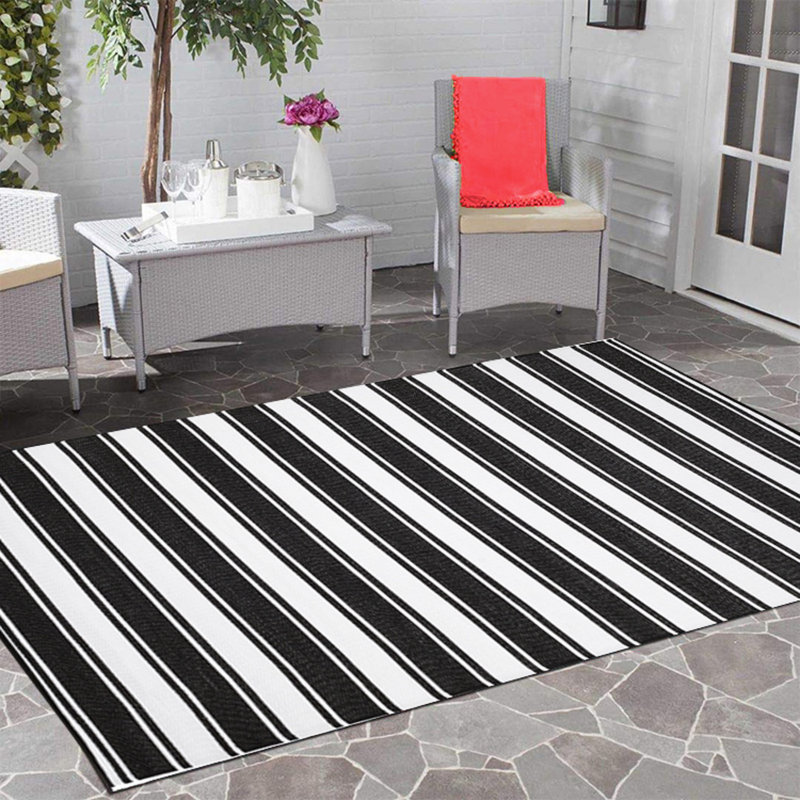 Tapis intérieur / extérieur en plastique réversible à séchage rapide Fiesta Premium, Rectangle 6 pi x 9 pi