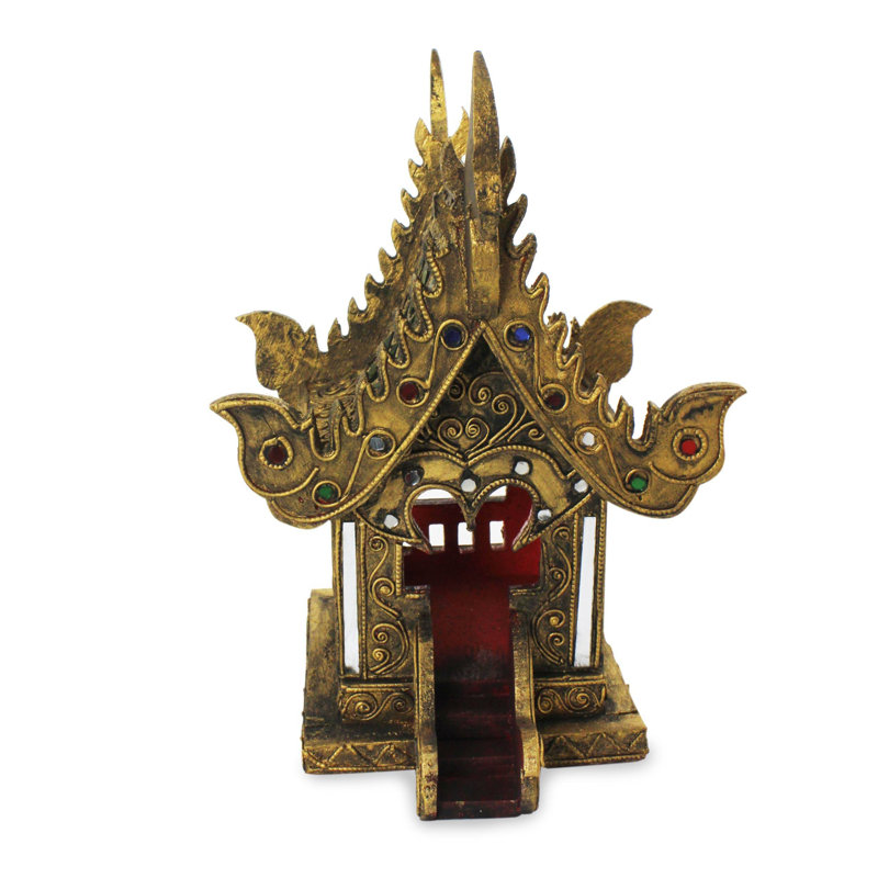 Lanna Golden Temple Sculpture