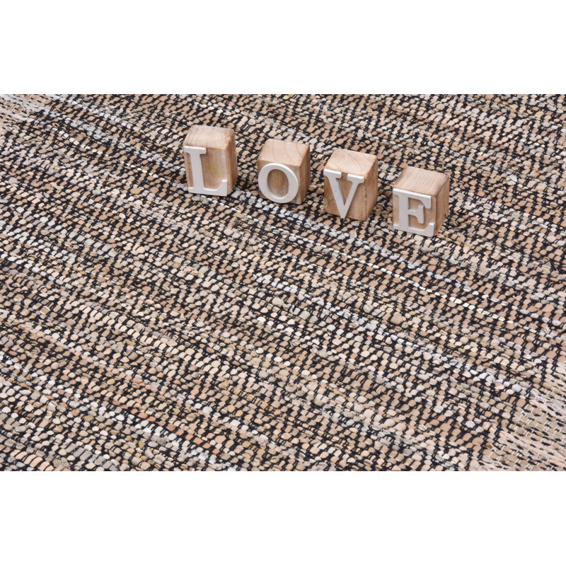 Brummitt Indoor Rug, Rectangle 2' x 3'
