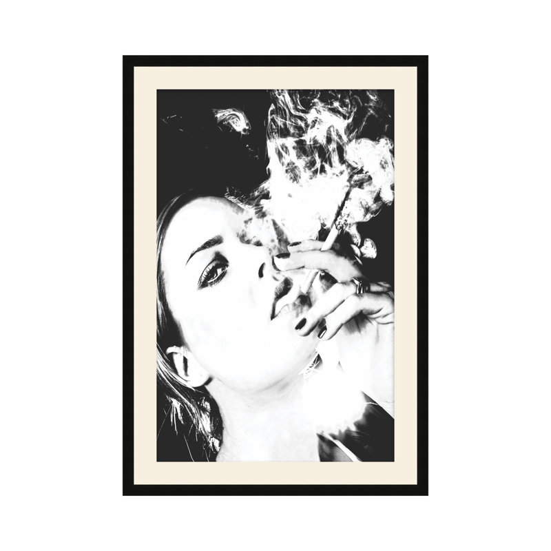 «Chained 1», impression encadrée sur papier par Studio L57, H 54,75 po x l 36,75 po