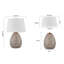 Lampe de table Gyen de 29 po, base de pot à motif blanc antique, abat-jour empire beige