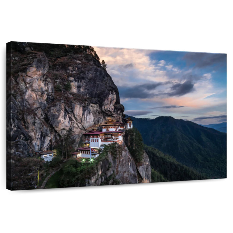 Temple bouddhiste de la vallée de Paro, H 8 po x l 12 po