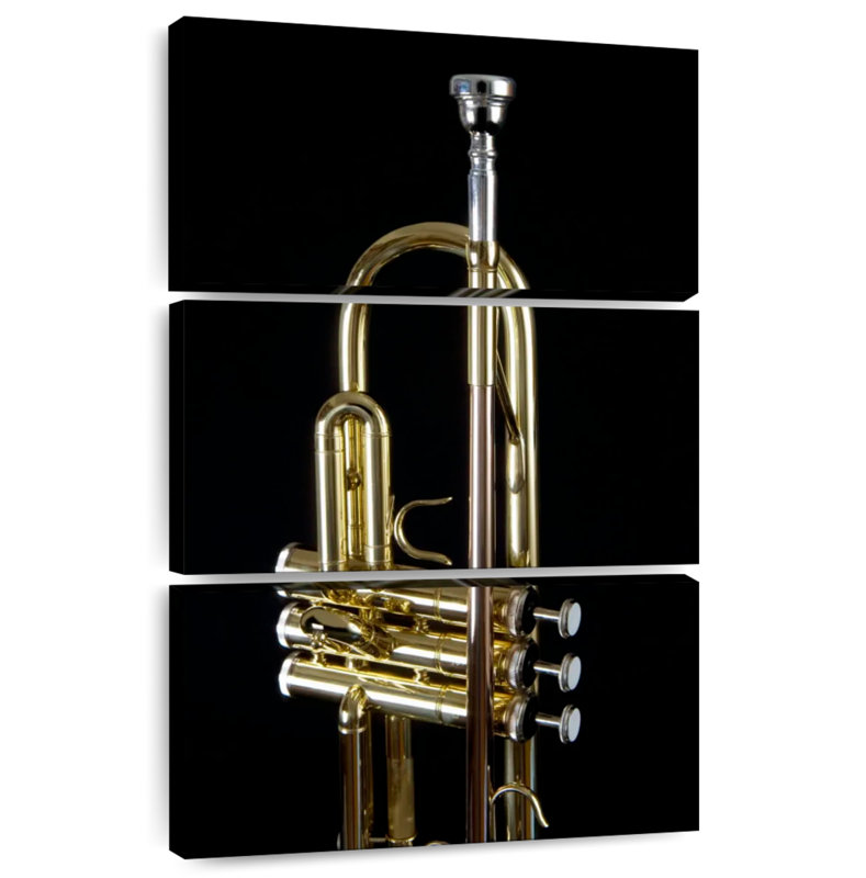 Vieille trompette en laiton Abarca, H 45 po x l 28 po