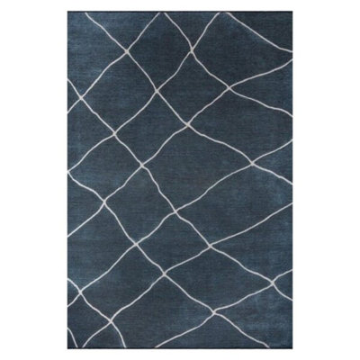 Montes Area Rug