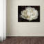 «Double White Tulip» par Cora Niele - reproduction de photo sur toile-32707814