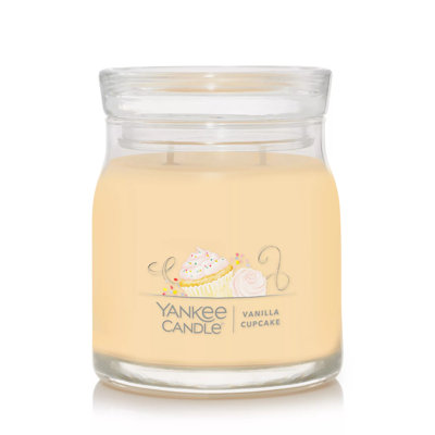 Signature Vanilla Cupcake Scented Jar Candle