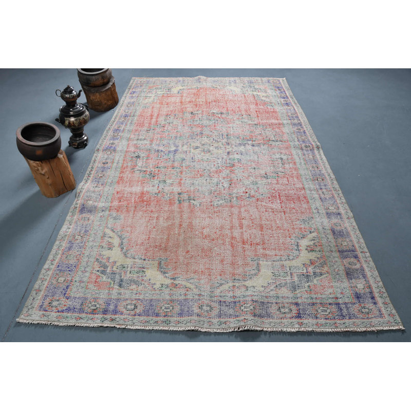 Handcrafted Vintage Turkish Rug in Anatolian Design for Bohemian Home Decor Red/Purple