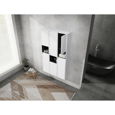 Armoire murale de salle de bain 12 po, 6 portes à fermeture douce, blanc, sophistication moderne, rangement spacieux pour créer un espace agréable, élégance, accessoires