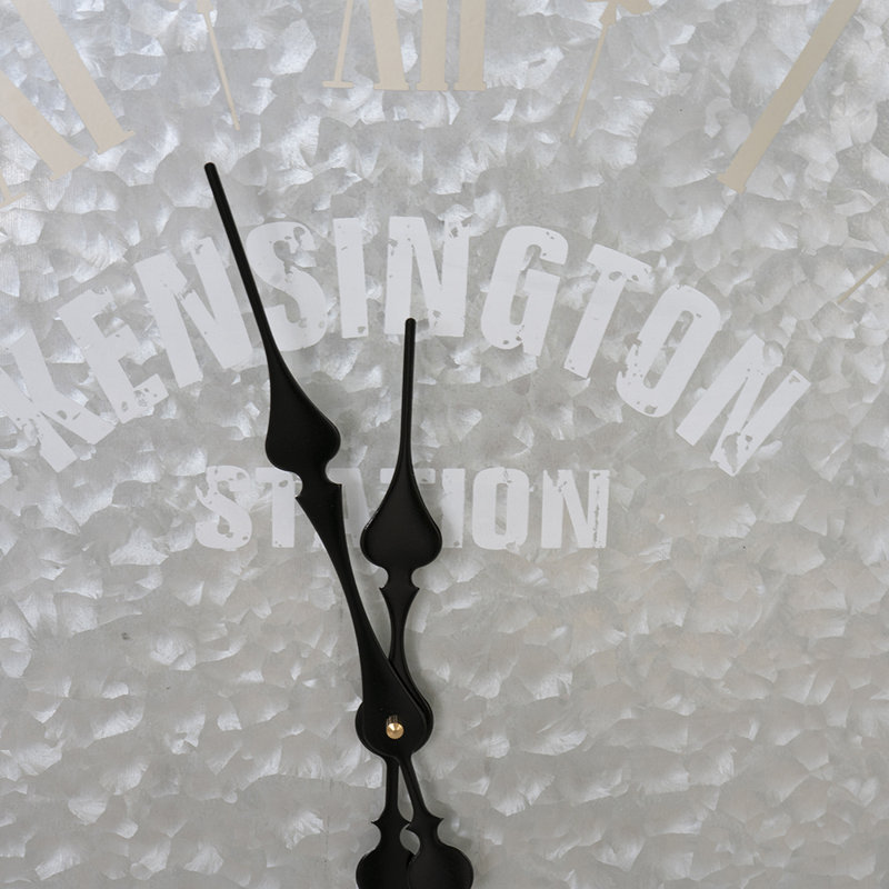 Horloge murale surdimensionnée avec cadre en bois de sapin | Idée de cadeau