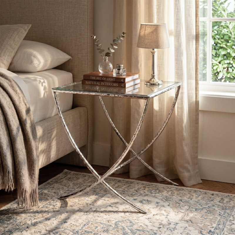 Table d'appoint en métal martelé Premier Premier, Argent
