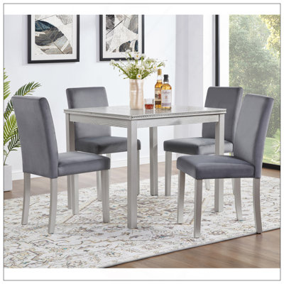 Ensemble de table de salle à manger en bois 5 pièces, ensemble de table de cuisine avec une table carrée et 4 chaises rembourrées, table de salle à manger en bois avec décoration en cristal et ensemble de chaises pour la cuisine, la salle à manger, gris argenté