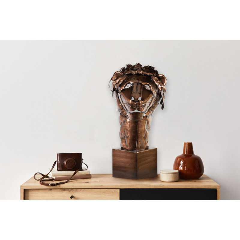 Konterra Figurines & Sculptures