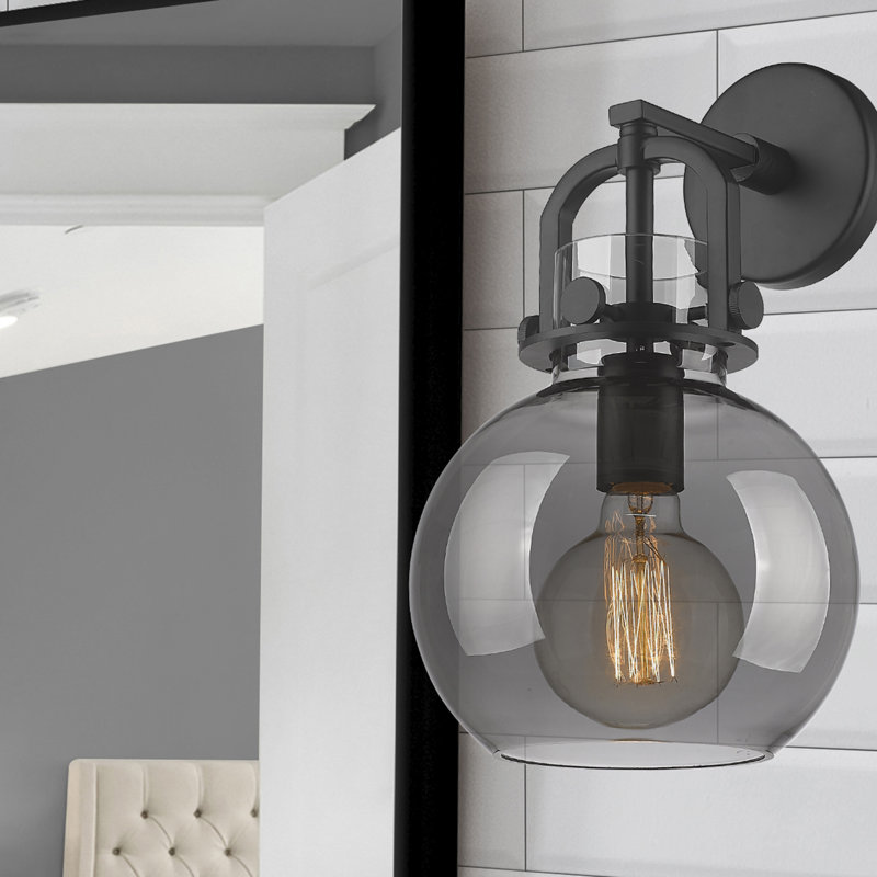 Applique murale 1 lumière 8 po Skippack, Plaqué couleur fumée, Noir mat