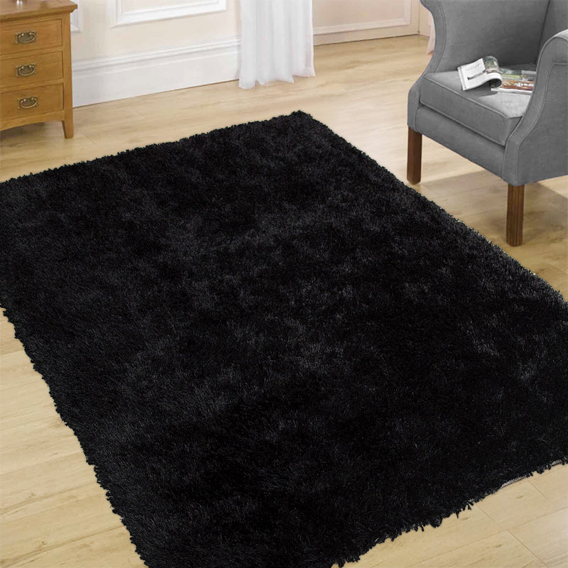 Luxurious Black Polyester Shaggy Area Rug 4'11" x 7'