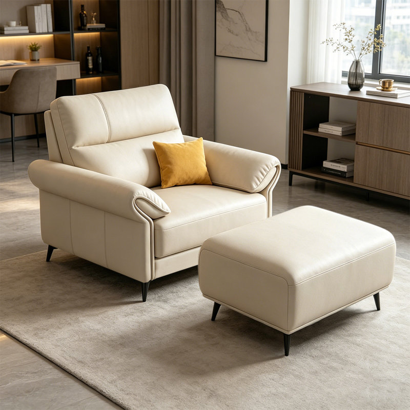Chaise avec accoudoirs à coussin en cuir véritable blanc crème avec repose-pieds