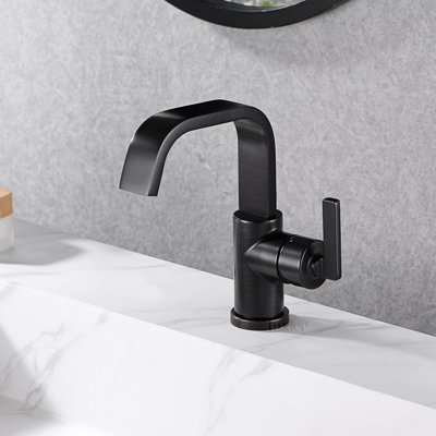 Single-Hole Bathroom Faucet with Drain