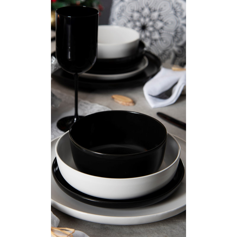 Excelsa Nordic Ceramic Fruit Bowl, Black