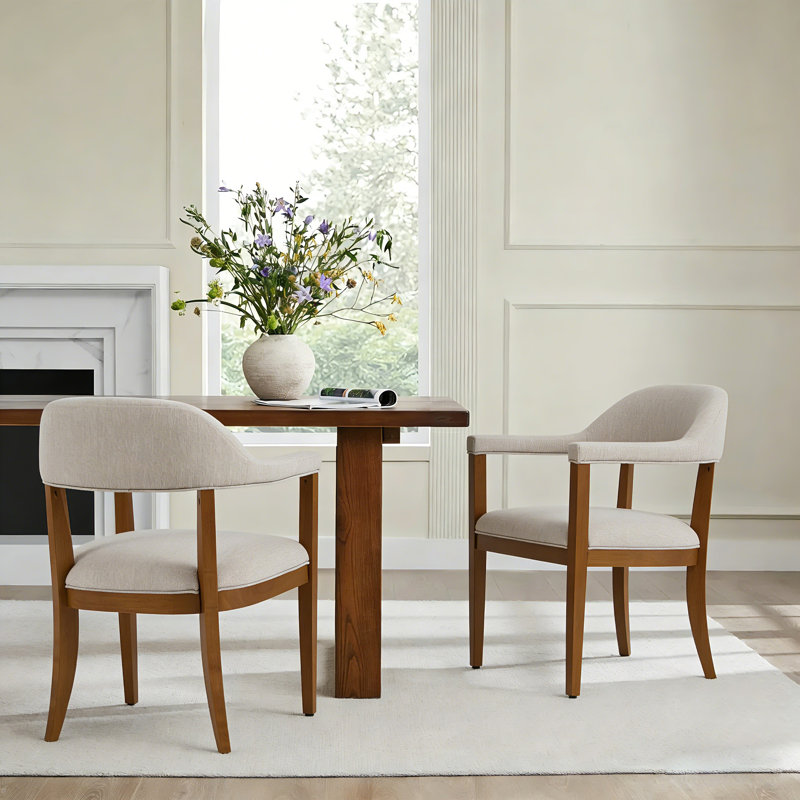 Chaises de salle à manger rembourrées avec pieds en bois d'hévéa Bennett, Coussin beige / structure en noyer
