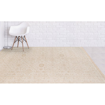Tapis traditionnel en laine noué à la main