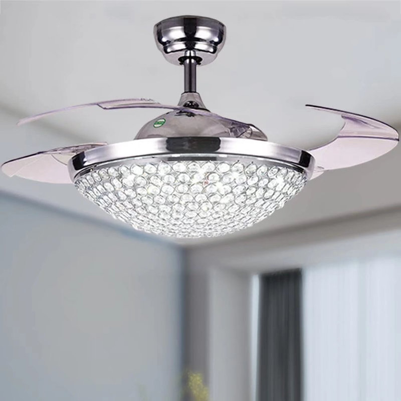 Ventilateur de plafond 42 po à 4 pales rétractables à DEL avec télécommande et ensemble d'éclairage inclus