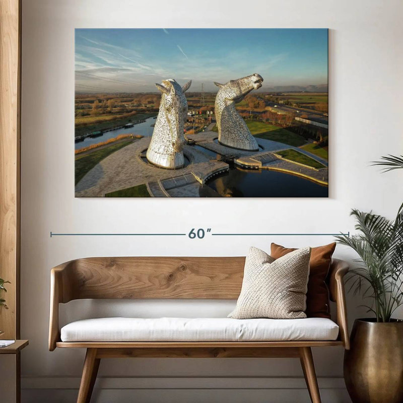 Lilie The Kelpies Monument, 34" H x 51" W
